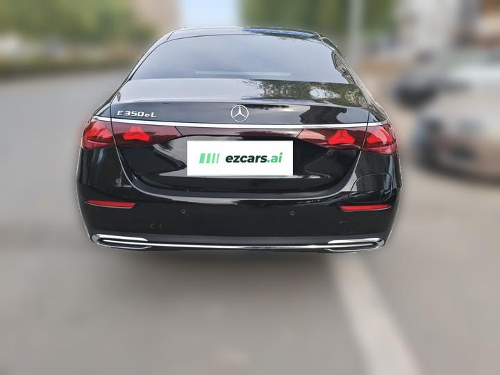 E-Class EV 2024 E 350 e L PHEV photo 5