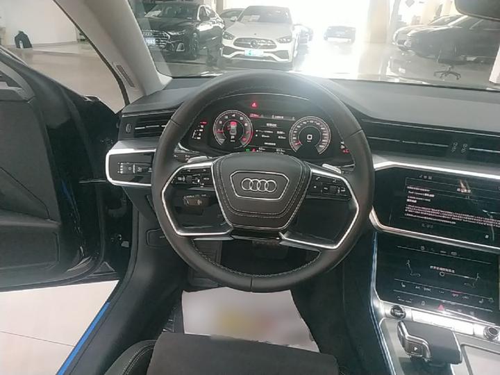 A7L 2025 45 TFSI quattro photo 6