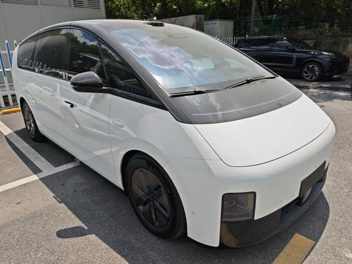 Li MEGA 2025 Ultra Smart Refresh Edition photo 3