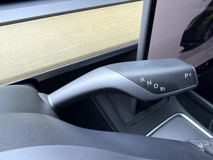 Model Y 2022 Facelift RWD photo 5