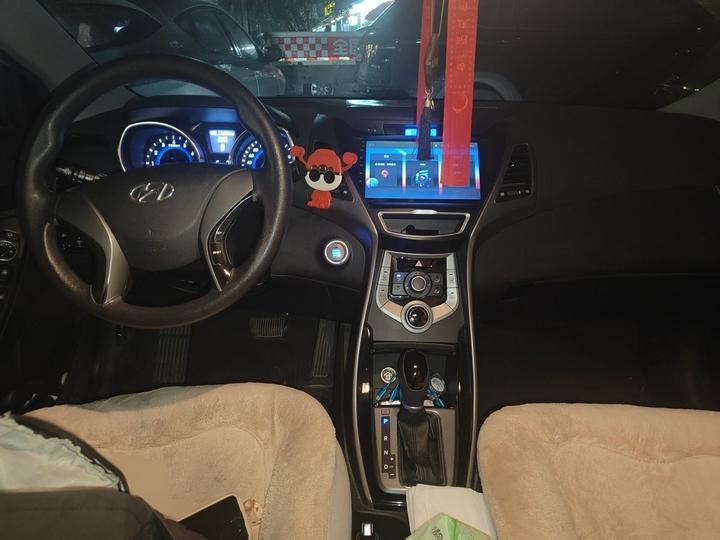 Elantra 2015 1.6L AT Leading photo 5