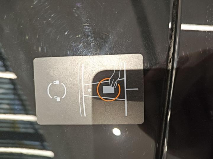 Model 3 2022 RWD photo 8