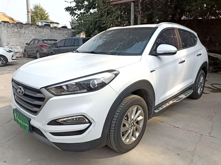Tucson 2015 1.6T DCT RWD Smart