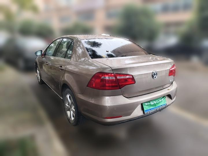 Bora 2014 1.6L MT Comfort photo 4