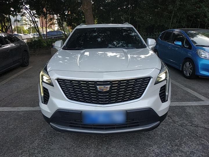 XT4 2018 28T AWD Leading photo 2
