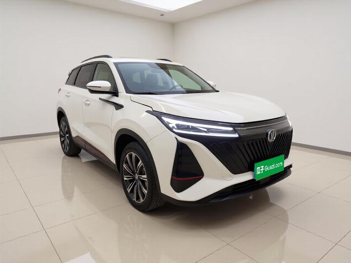 CS75 PLUS 2022 2nd Gen 2.0T AT Premium photo 3