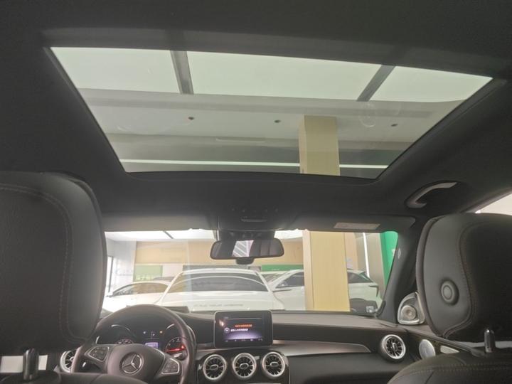 GLC 2017 GLC 260 4MATIC Luxury photo 8