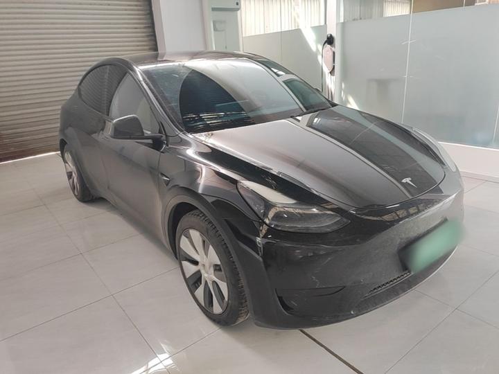Model Y 2022 Facelift RWD photo 3