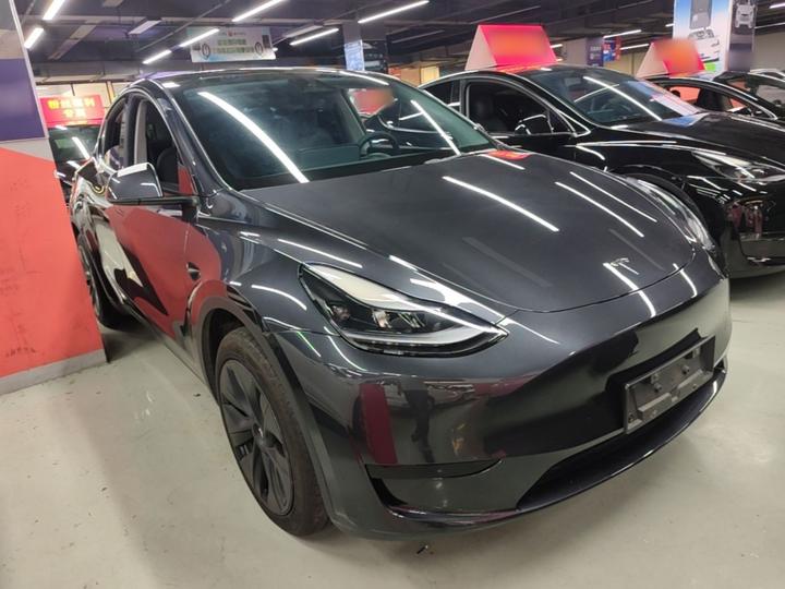 Model Y 2024 RWD photo 3