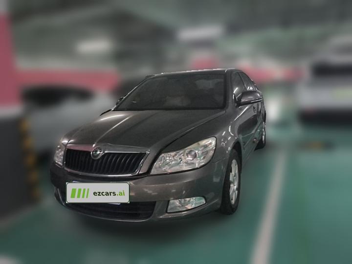 Octavia 2013 1.6L AT