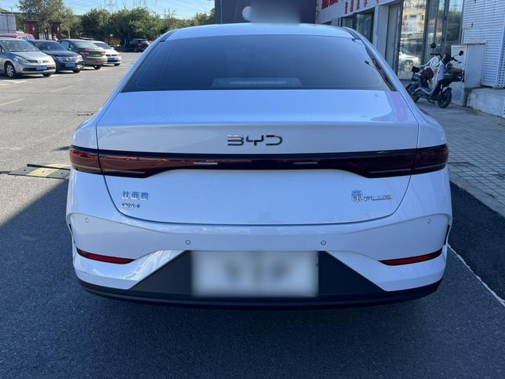Qin PLUS 2025 DM-i ADAS 55KM Leading photo 5