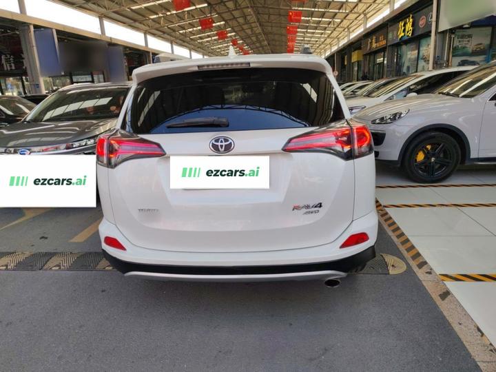 RAV4 2018 2.5L AT AWD Elite i photo 4