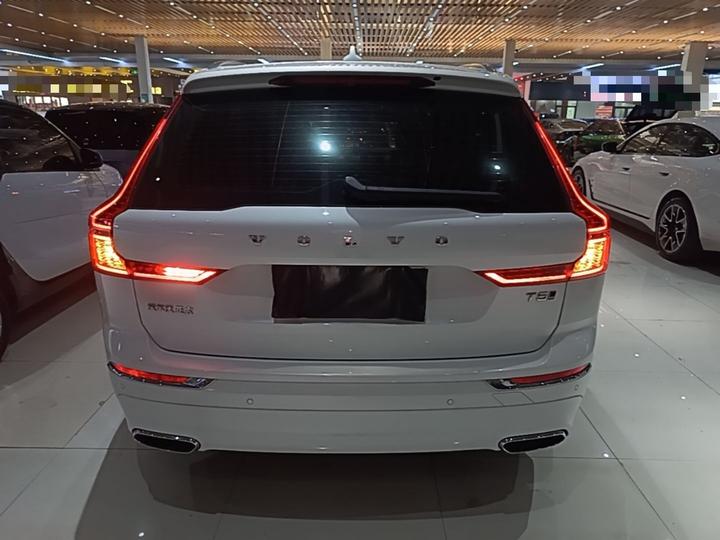 XC60 2021 T5 AWD Luxury photo 3