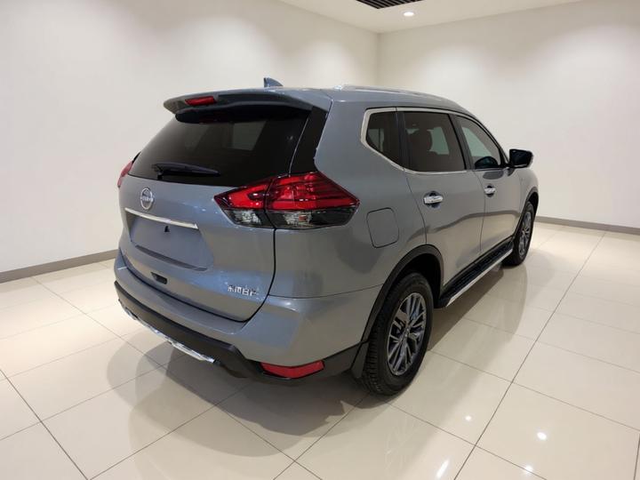 X-Trail 2025 2.0L RWD Leading photo 4