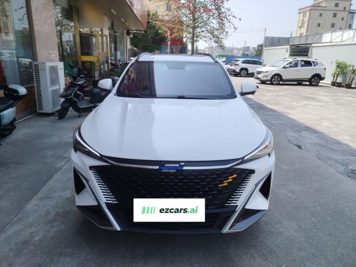 X5 PLUS 2023 Facelift 1.5T DCTAI photo 2