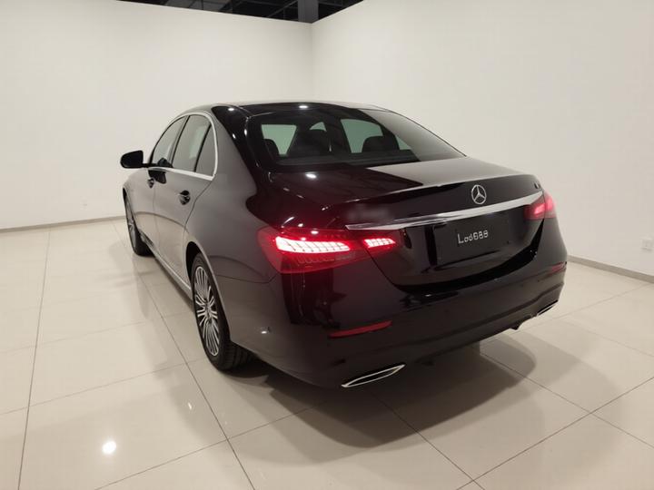 E-Class Imported 2022 E 260 Fashion Sport photo 4