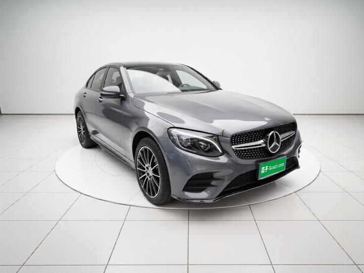 GLC Coupe AMG 2017 AMG GLC 43 4MATIC Coupe SUV photo 3