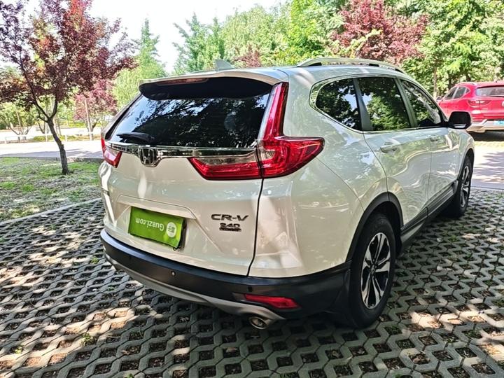 CR-V 2018 240TURBO CVT RWD Comfort photo 4