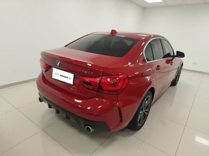 1 Series 2021 120i M Sport photo 4