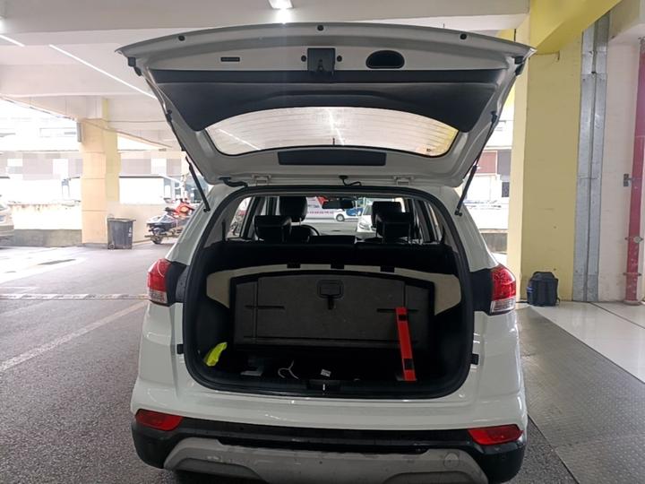 ix25 2017 1.6L AT Smart photo 8