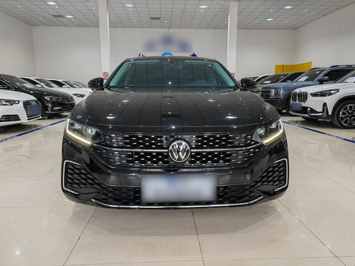 Passat 2023 Facelift 330TSI Elite photo 2