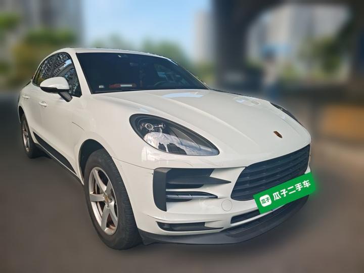 2020 Macan 2.0T photo 3