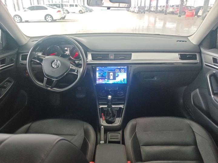 Bora 2017 1.6L AT Comfort photo 5