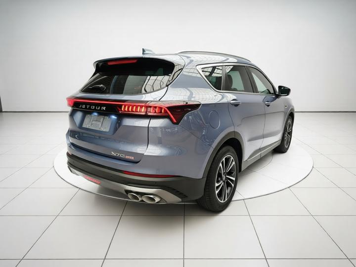 X70 PLUS 2021 1.5T DCT 5-Seater photo 4