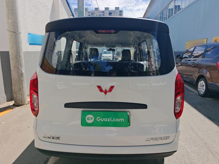 Wuling Hongguang EV 2025 EREV Hybrid 50KM photo 3