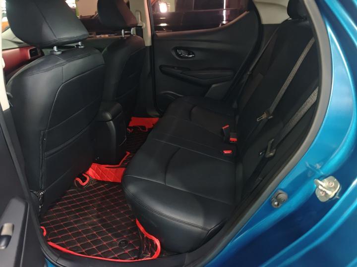2016 1.6L CVT photo 8
