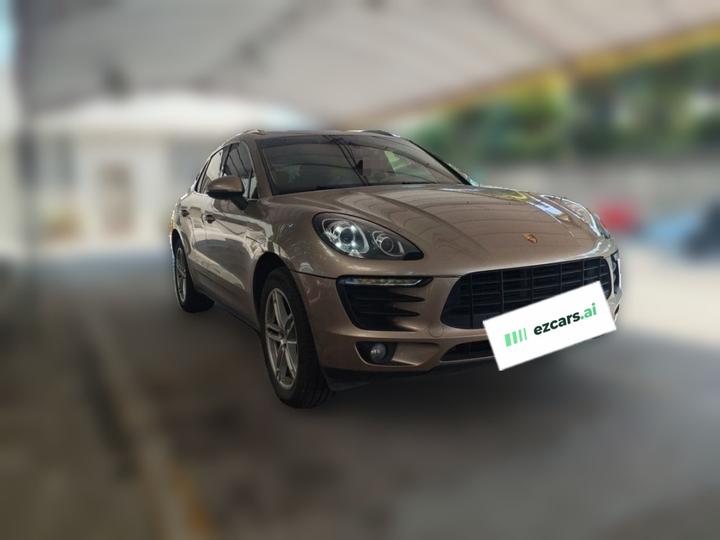 2014 Macan 2.0T photo 3