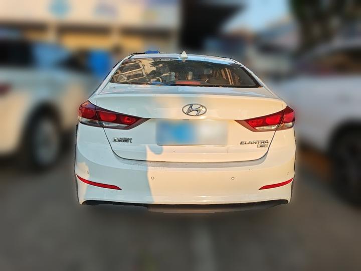 Elantra 2018 1.6L AT 15 Special photo 5