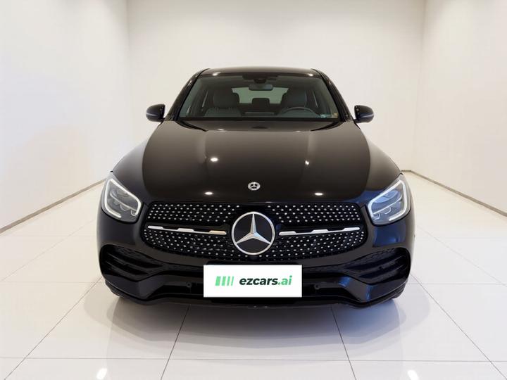 GLC Coupe 2023 GLC 260 4MATIC Coupe SUV photo 2