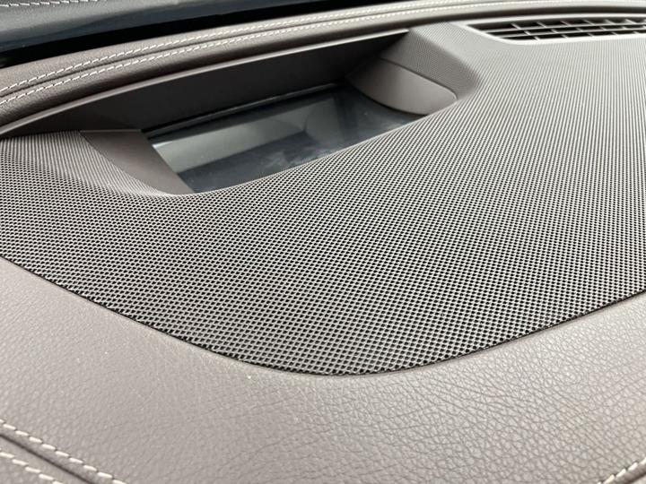 E-Class 2017 E 300 L Luxury photo 6
