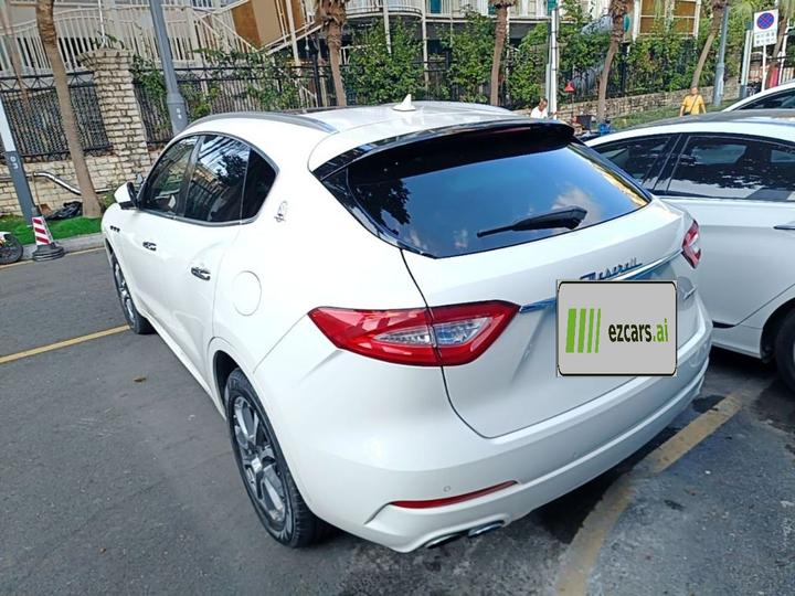 Levante 2016 3.0T Standard photo 4