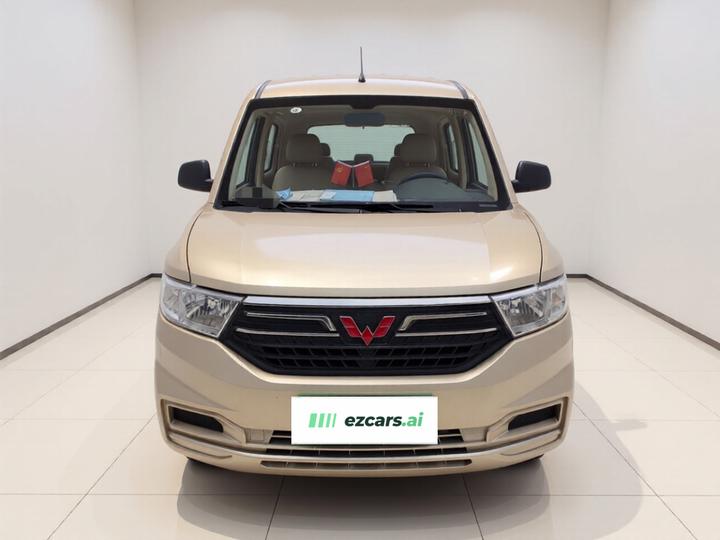 Wuling Hongguang V 2022 1.5L LAR photo 2