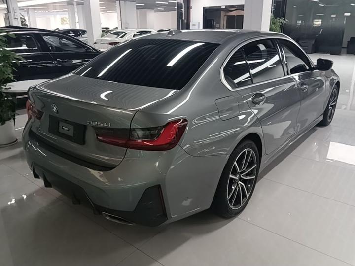 3 Series 2023 325Li M Sport Package photo 4
