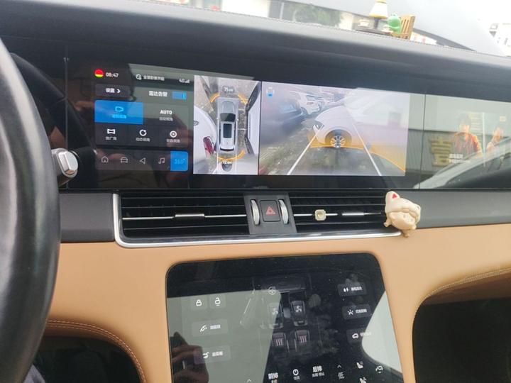 Li Auto ONE 2021 EREV 6-Seater photo 8