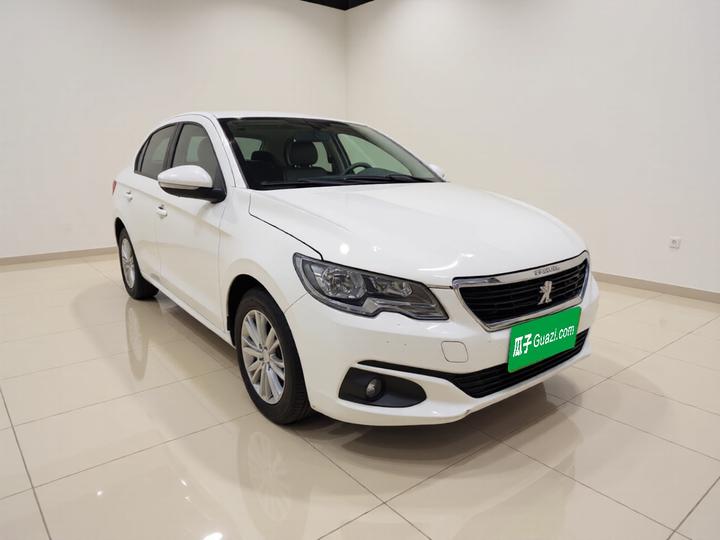 301 2017 1.6L MT Comfort photo 3