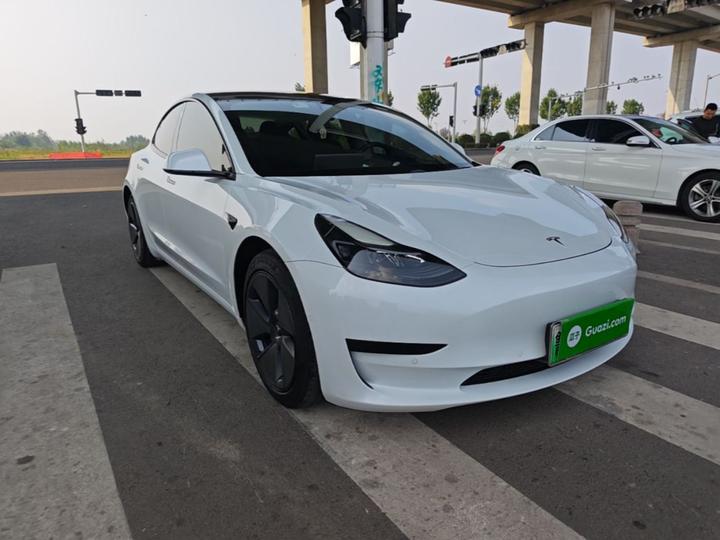 Model 3 2021 Standard Range RWD Upgraded photo 3