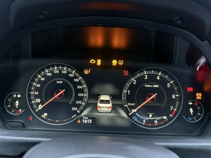 3 Series 2019 320Li M Sport Package photo 3