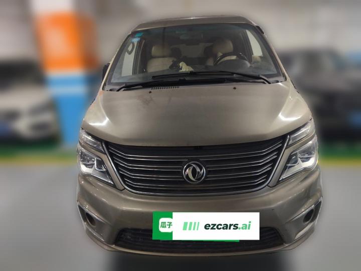 Lingzhi 2018 M5L 1.6L 7-Seater Luxury photo 2