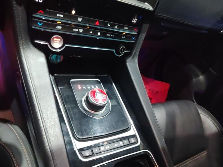 F-PACE 2020 2.0T Exclusive photo 5