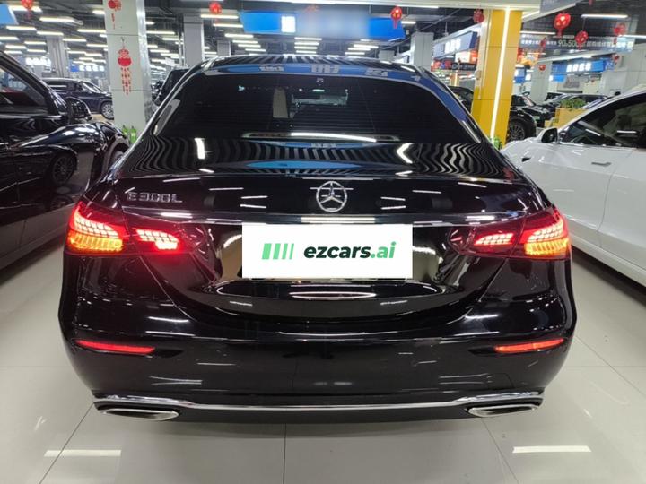 E-Class 2022 E 260 L photo 3