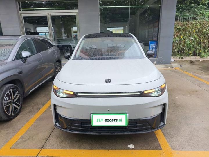 Leapmotor C10 2024 210 Smart photo 2