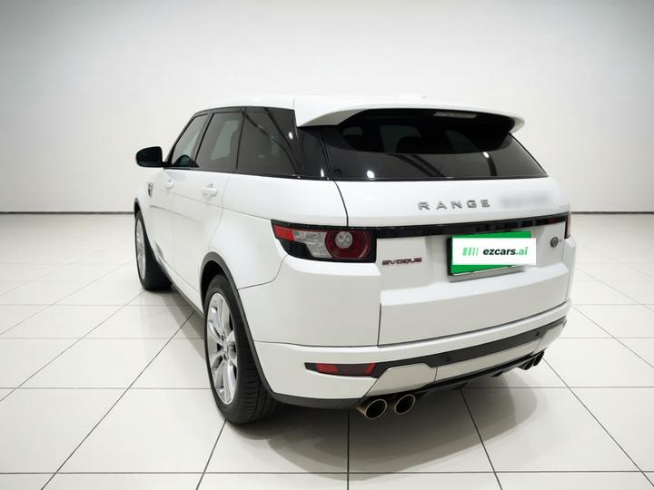 Range Rover Evoque 2015 2.0T 5-Door photo 4