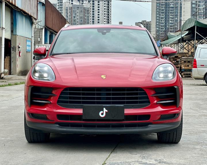 2018 Macan 2.0T photo 2