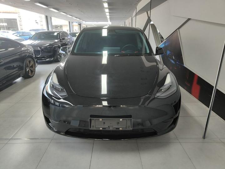 Model Y 2022 Facelift RWD photo 2