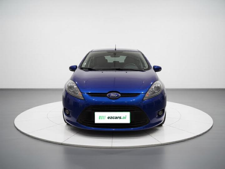 2009 Hatchback 1.5L AT Fashion photo 2