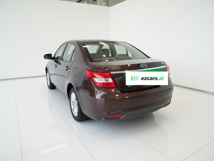 Vision 2017 1.5L MT photo 4